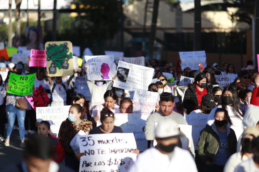 Exigen, con marcha, justicia para víctimas de meningitis en Durango