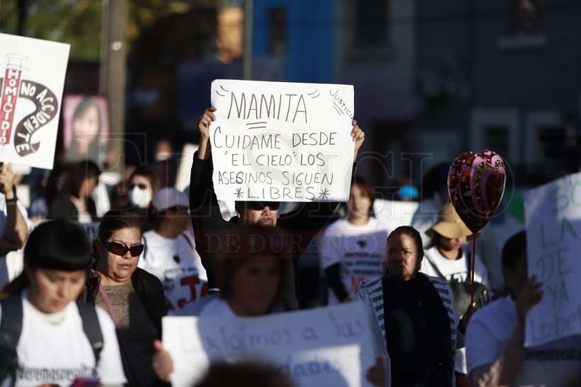 Exigen, con marcha, justicia para víctimas de meningitis en Durango