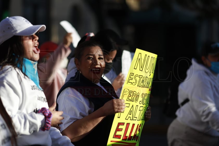 Exigen, con marcha, justicia para víctimas de meningitis en Durango