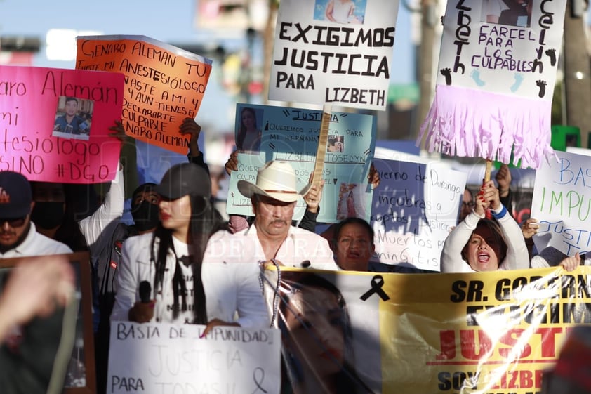 Exigen, con marcha, justicia para víctimas de meningitis en Durango