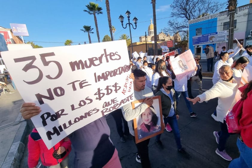 Exigen, con marcha, justicia para víctimas de meningitis en Durango