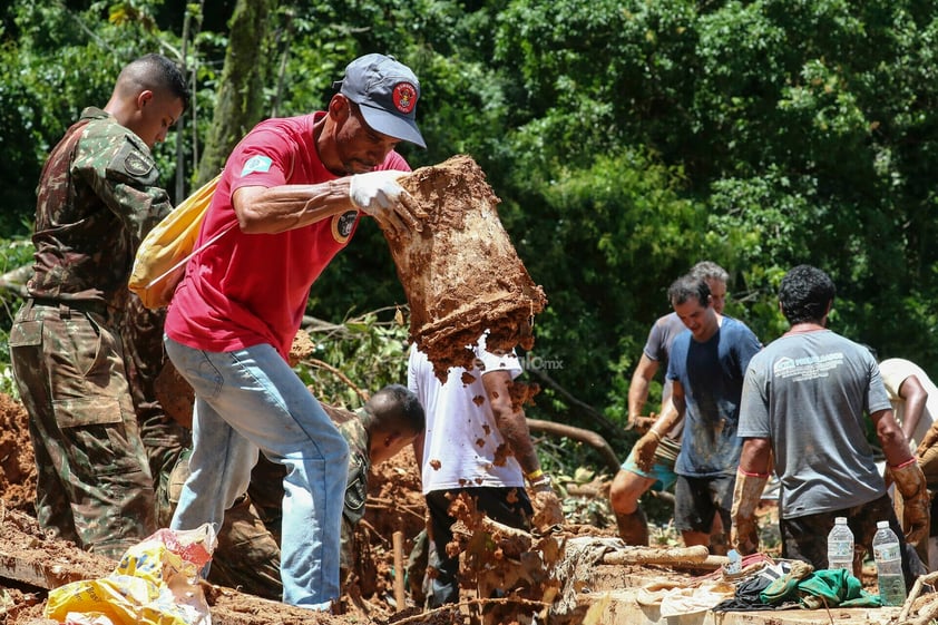 Elevan a 44 el número de víctimas por tormentas mortales en Brasil