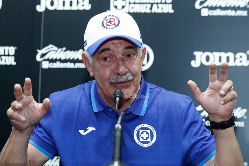 Tuca Ferretti es presentado como nuevo técnico de Cruz Azul