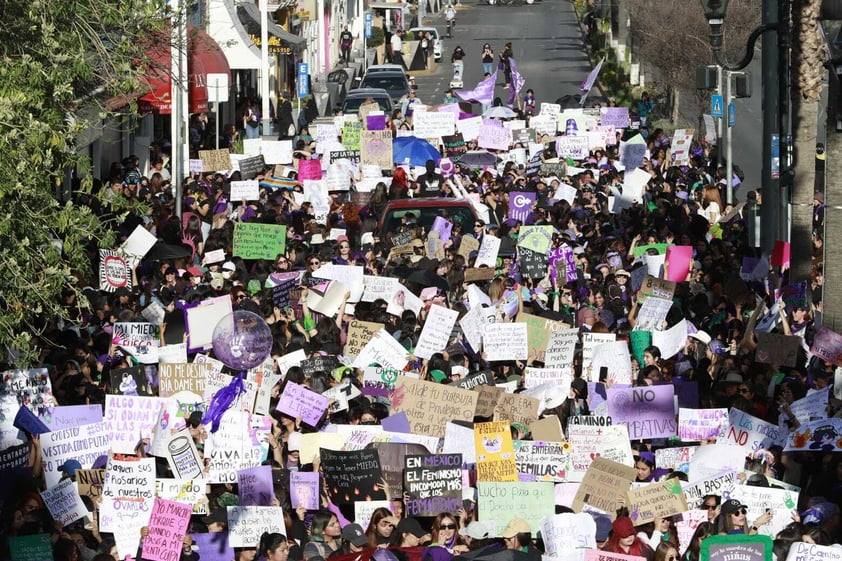 El 8 de marzo, Día Internacional de la Mujer, se llevó a cabo la cuarta marcha feminista en Durango, organizada por diversos colectivos.