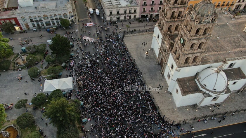 El 8 de marzo, Día Internacional de la Mujer, se llevó a cabo la cuarta marcha feminista en Durango, organizada por diversos colectivos.