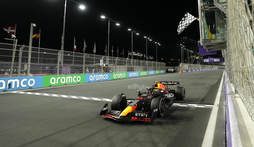 El piloto mexicano 'Checo' Pérez conquistó su primer Gran Premio del año, al llevarse la victoria en el circuito Jeddah Corniche de Arabia Saudita.