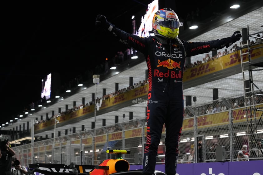 El piloto mexicano 'Checo' Pérez conquistó su primer Gran Premio del año, al llevarse la victoria en el circuito Jeddah Corniche de Arabia Saudita.