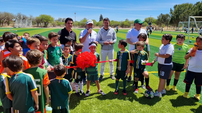 Ante el crecimiento de este deporte en el Campestre, este sábado se inauguró una nueva cancha, la cual es de pasto sintético y también podrá ser utilizada para el futbol 7.