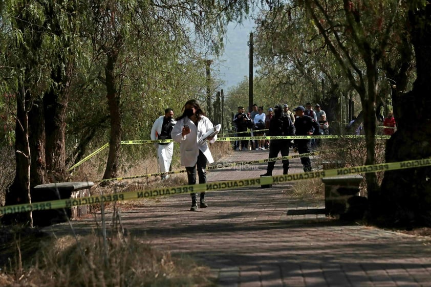 Dos personas muertas es el saldo preliminar por la caída de un globo aerostático en el perímetro de la Zona Arqueológica de Teotihuacán, en el Estado de México.