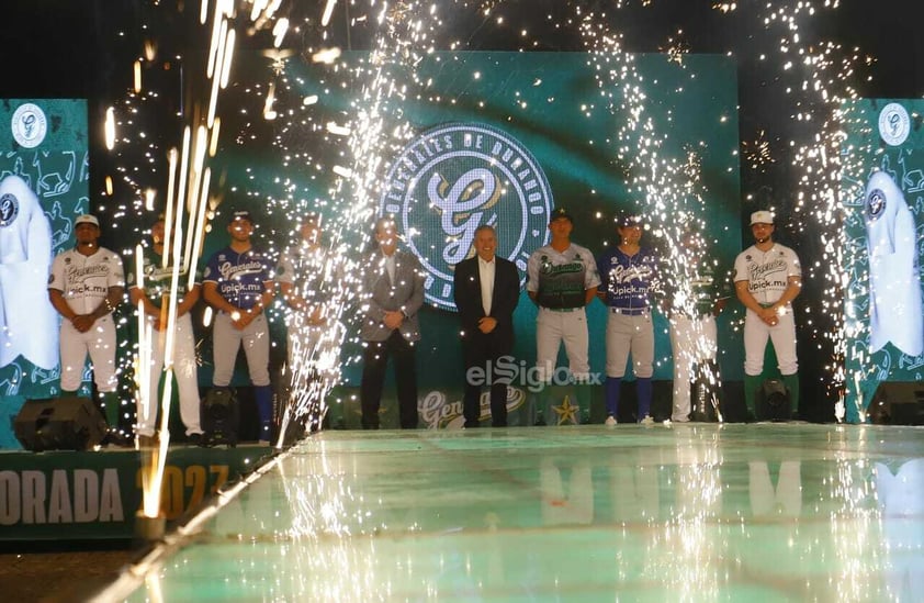 En un evento lleno de sorpresas, la Tropa Villista sorprendió con su nuevo uniforme, pero también con la presentación de las nuevas Adelitas, las mejoras que implementaron en el “Cuartel” y el calendario oficial.