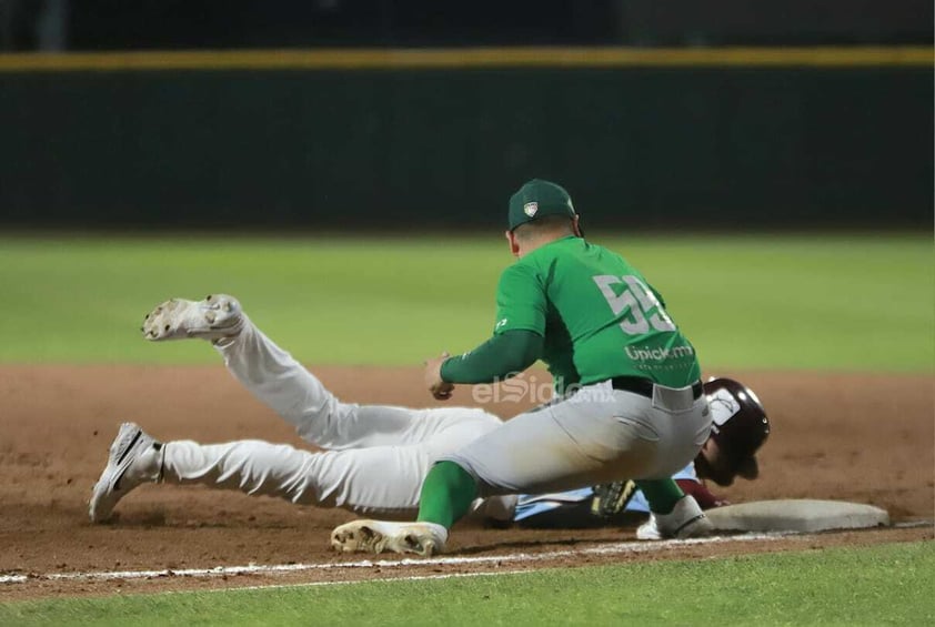 Los Generales de Durango se enfrentaron en su último juego de pretemporada en casa contra los Algodoneros Unión Laguna.