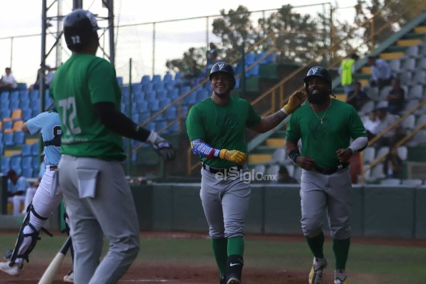 Los Generales de Durango se enfrentaron en su último juego de pretemporada en casa contra los Algodoneros Unión Laguna.