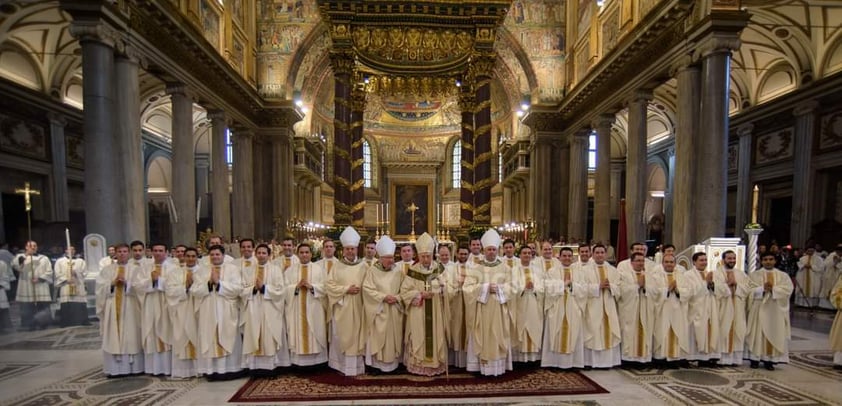 Ordenan a sacerdotes duranguenses en Roma