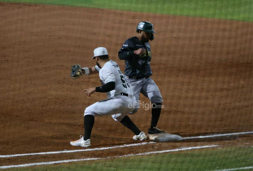 Generales de Durango enfrentan a la escuadra de los Bravos de León en la tercera serie en el Cuartel.