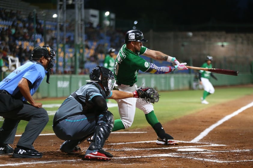 Primer juego de la serie entre Saraperos de Saltillo vs Generales de Durango