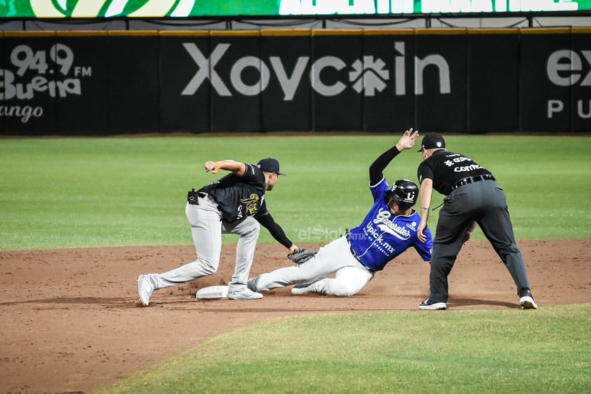 Segundo juego de la serie entre Rieleros de Aguascalientes vs. Generales de Durango