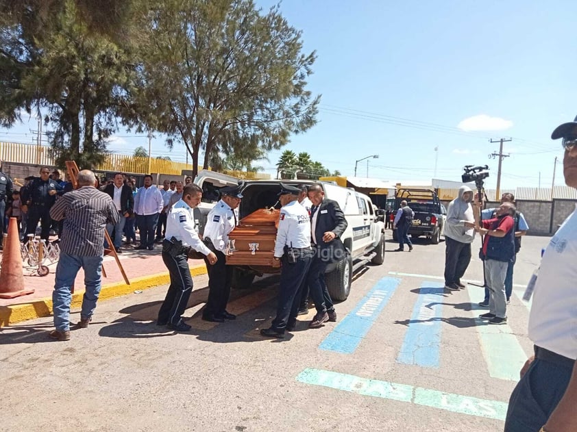 Realizan homenaje a policía municipal caído en cumplimiento de su deber.