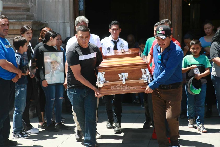 Realizan homenaje a policía municipal caído en cumplimiento de su deber.