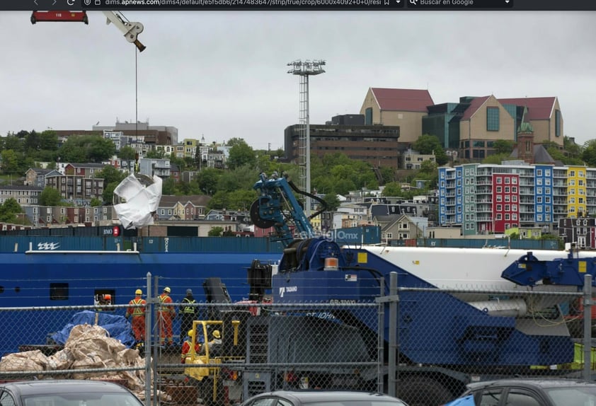 El barco canadiense Horizon Arctic depositó este miércoles en el puerto de San Juan de Terranova (Canadá) los restos del sumergible Titán, que implosionó el pasado 18 de junio cuando descendía hacia los restos del Titanic, con cinco ocupantes a bordo.