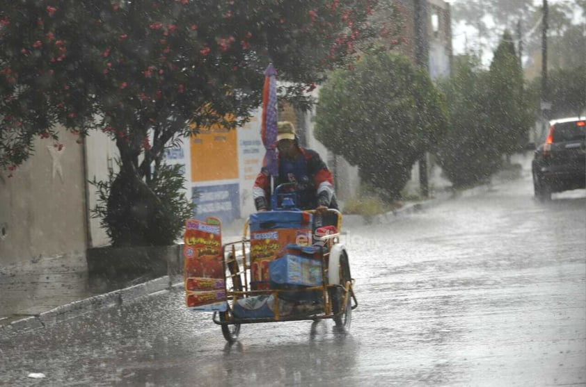 Tras las lluvias registradas esta tarde en la ciudad de Durango, se activó el comando de incidentes.