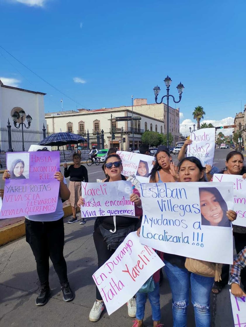 A casi un mes de la desaparición de la joven Yareli, familiares y amigos externaron su temor, porque no hay avances en las investigaciones sobre su caso en Durango