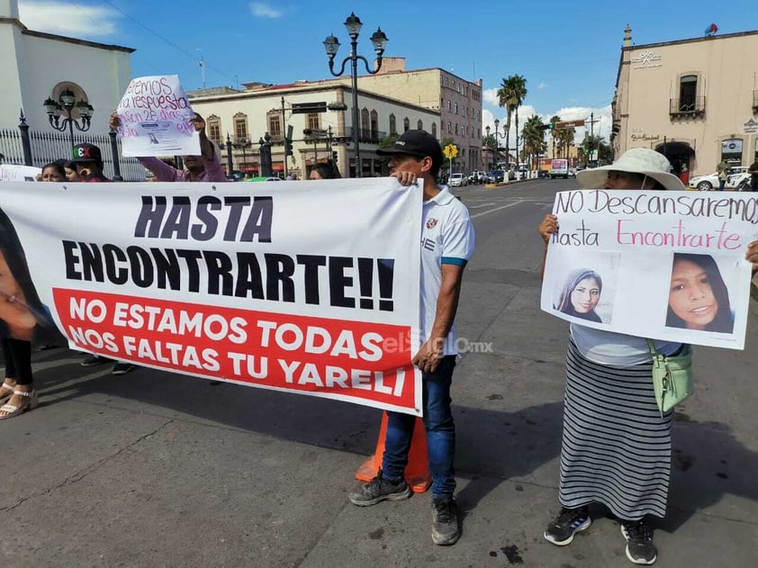 A casi un mes de la desaparición de la joven Yareli, familiares y amigos externaron su temor, porque no hay avances en las investigaciones sobre su caso en Durango