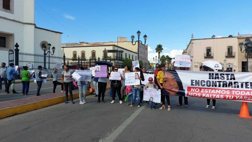 A casi un mes de la desaparición de la joven Yareli, familiares y amigos externaron su temor, porque no hay avances en las investigaciones sobre su caso en Durango