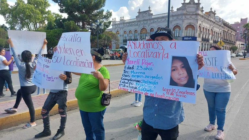 A casi un mes de la desaparición de la joven Yareli, familiares y amigos externaron su temor, porque no hay avances en las investigaciones sobre su caso en Durango