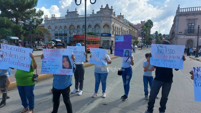 A casi un mes de la desaparición de la joven Yareli, familiares y amigos externaron su temor, porque no hay avances en las investigaciones sobre su caso en Durango