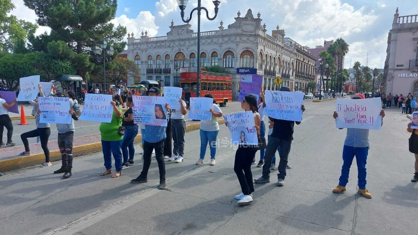 A casi un mes de la desaparición de la joven Yareli, familiares y amigos externaron su temor, porque no hay avances en las investigaciones sobre su caso en Durango