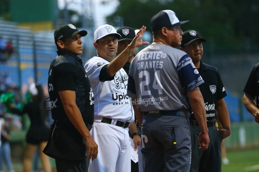 Todo listo para el playball en la casa de los Generales de Durango, quienes recibieron a Algodoneros Unión Laguna.