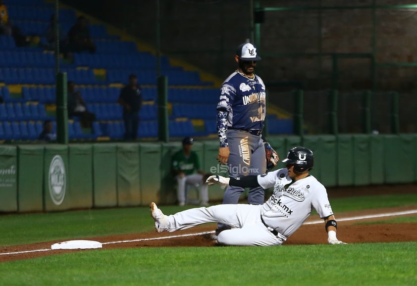 Todo listo para el playball en la casa de los Generales de Durango, quienes recibieron a Algodoneros Unión Laguna.