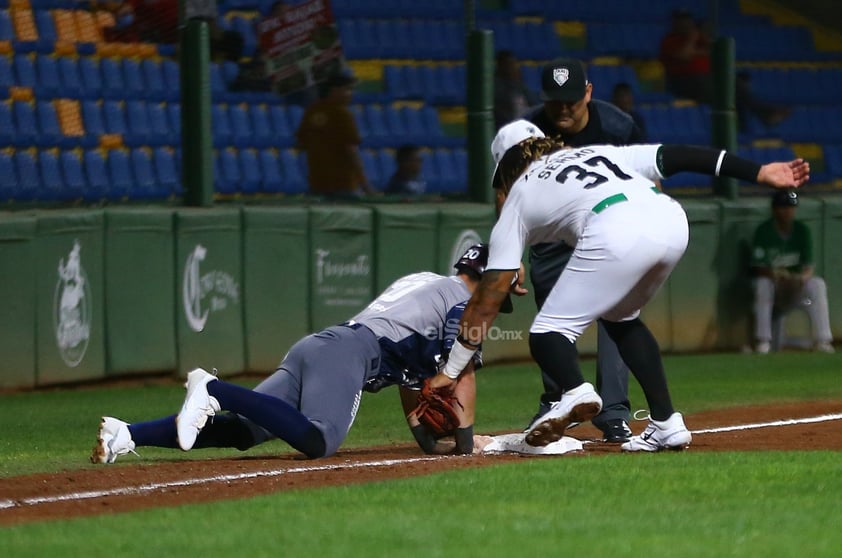 Todo listo para el playball en la casa de los Generales de Durango, quienes recibieron a Algodoneros Unión Laguna.