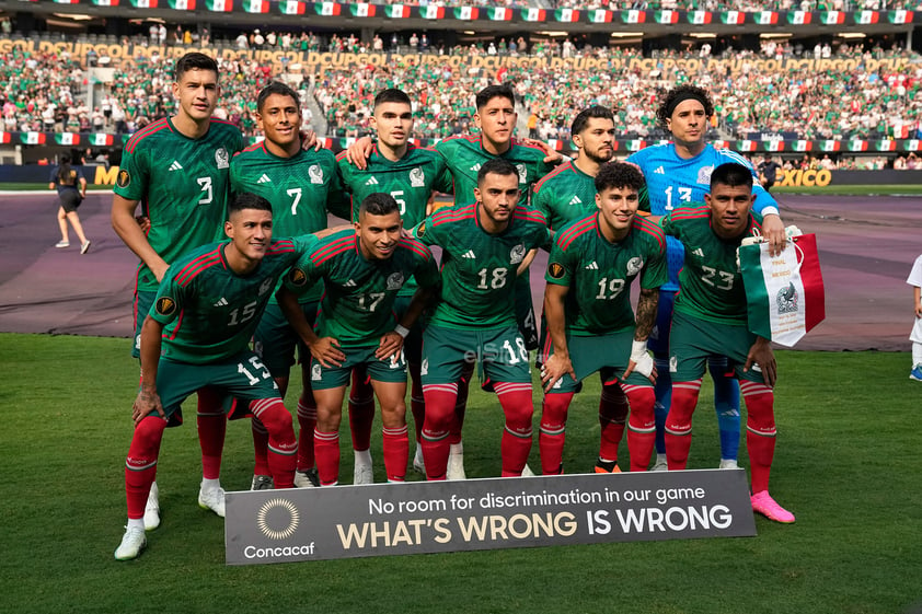 ¡México es campeón! Con anotación de Santiago Giménez, México levanta el título de la Copa Oro