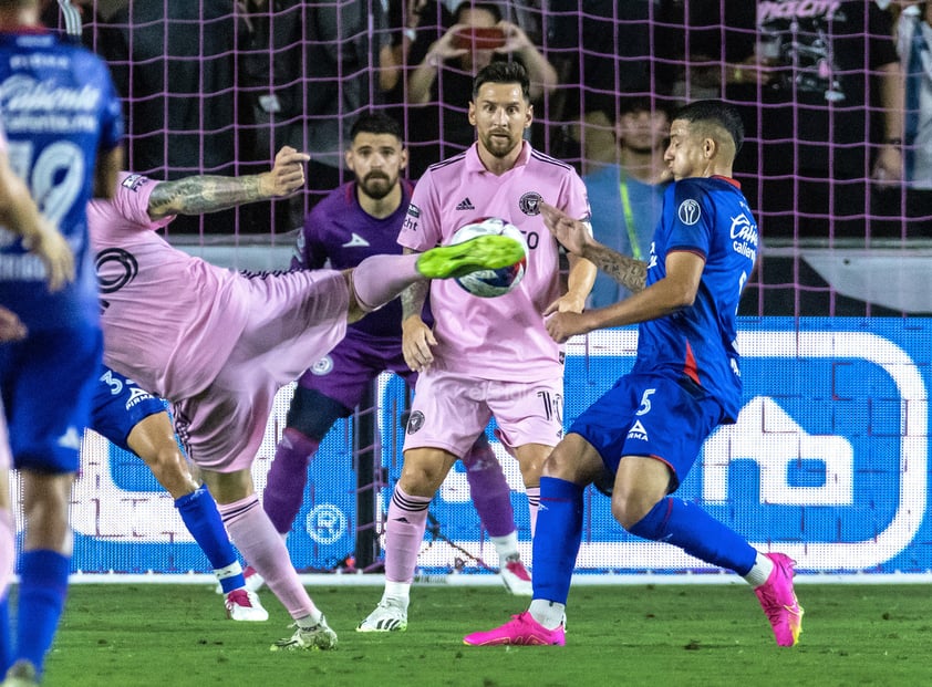 La histórica Leagues Cup ha iniciado con un escenario inmejorable: El debut de Lionel Messi con el Inter Miami frente a Cruz Azul.