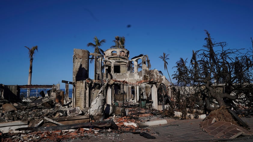 Los incendios que han asolado la isla de Maui (Hawái, EE.UU.) durante la última semana han dejado ya 93 muertos, según las últimas cifras publicadas este domingo por las autoridades, que han alertado de que el proceso de búsqueda de fallecidos está en su etapa inicial y que lo peor está por venir.