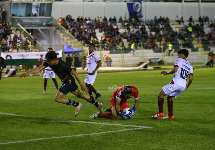 Alacranes de Durango cerró las acciones de la jornada 3 al recibir a la escuadra de Cimarrones de Sonora en el estadio Francisco Zarco.