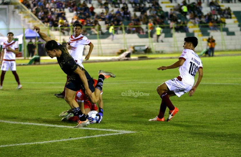 Alacranes de Durango cerró las acciones de la jornada 3 al recibir a la escuadra de Cimarrones de Sonora en el estadio Francisco Zarco.