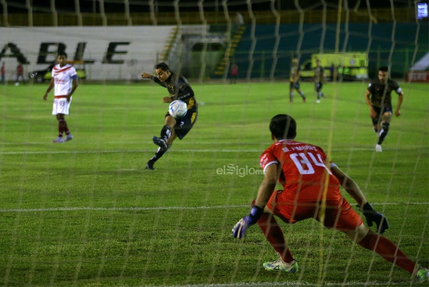 Alacranes de Durango cerró las acciones de la jornada 3 al recibir a la escuadra de Cimarrones de Sonora en el estadio Francisco Zarco.