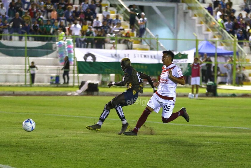 Alacranes de Durango cerró las acciones de la jornada 3 al recibir a la escuadra de Cimarrones de Sonora en el estadio Francisco Zarco.