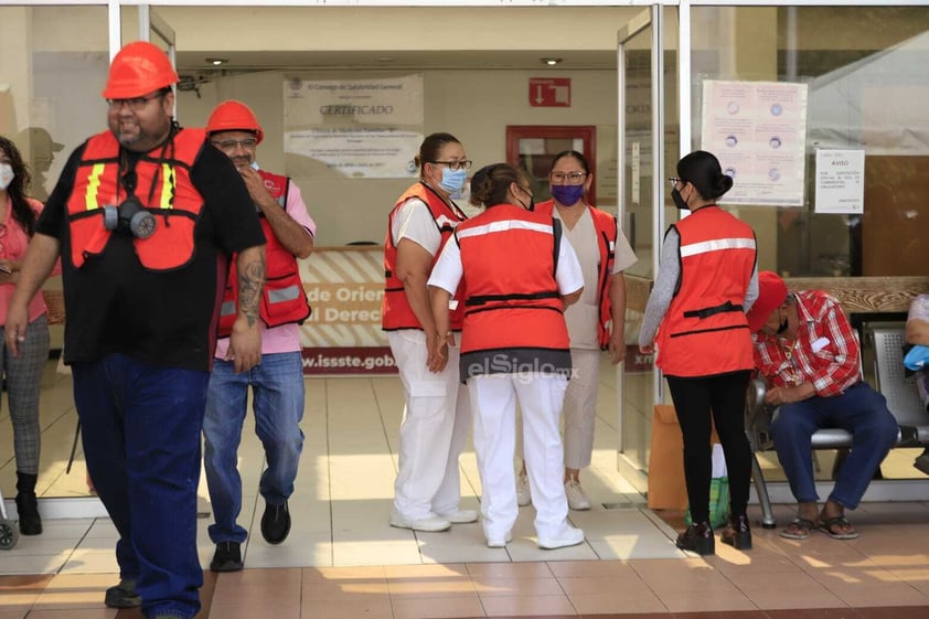 En conmemoración del Día Nacional de Protección Civil, personal y derechohabientes del ISSSTE Durango participaron en simulacro.