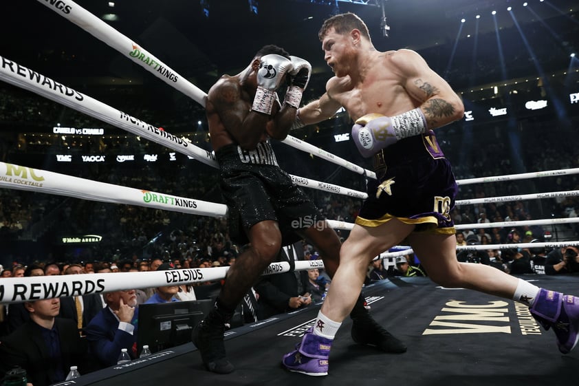 Una victoria que sabe a poco, Saúl 'Canelo' Álvarez retuvo con éxito los cuatro títulos de los supermedianos ante Jermell Charlo, salió con el brazo en alto, pero con una deuda personal, ya que el triunfo fue por decisión y no por nocaut como anhelaba.