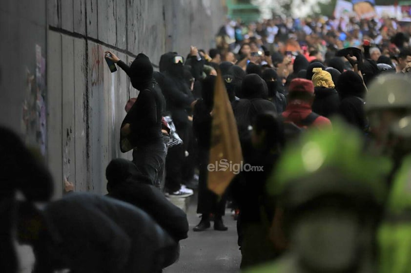 Este lunes se cumplen 55 años de la “Matanza de Tlatelolco” suscitada en la Plaza de las Tres Culturas, tras una manifestación masiva que fue reprimida de manera violenta por el ejército.