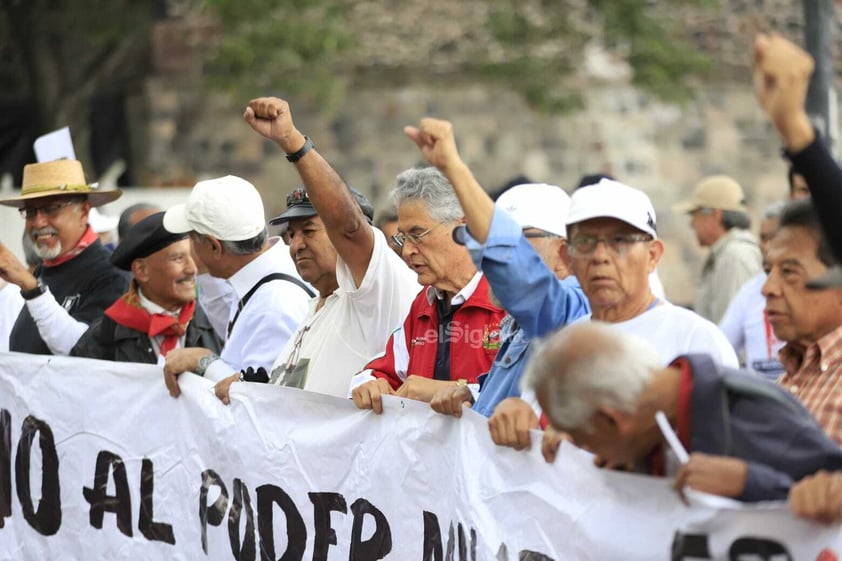 Este lunes se cumplen 55 años de la “Matanza de Tlatelolco” suscitada en la Plaza de las Tres Culturas, tras una manifestación masiva que fue reprimida de manera violenta por el ejército.