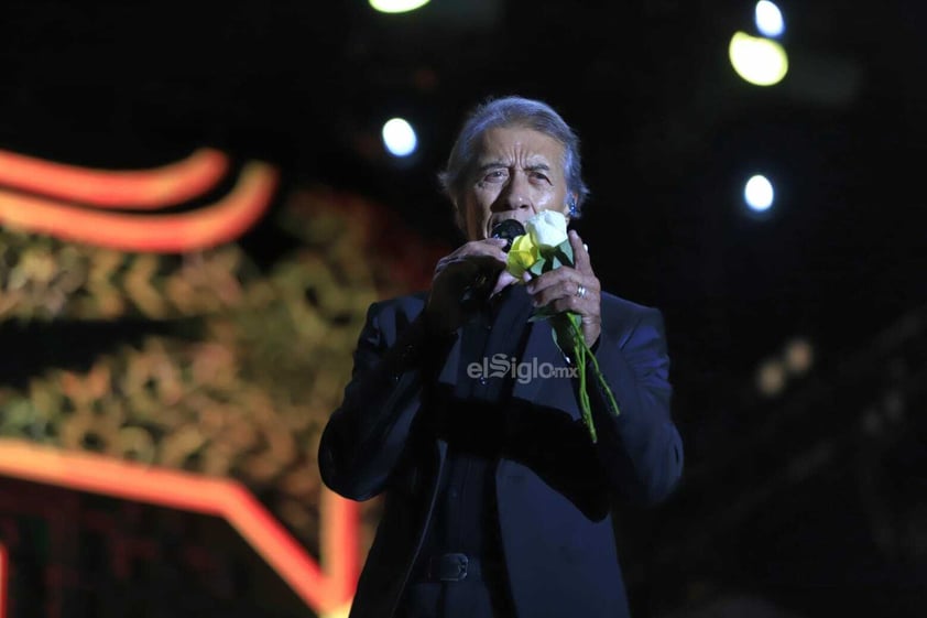 José María Napoleón en la Plaza IV Centenario, donde ofreció un concierto gratuito como parte de la cartelera del Festival Revueltas 2023, y un show de su gira de despedida 'Hasta siempre'.