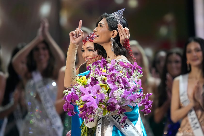 La representante de Nicaragua, Sheynnis Palacios, se convirtió la noche de este sábado en la primera centroamericana en ganar el concurso Miss Universo en su edición 72, celebrado en El Salvador.