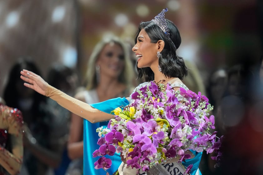 La representante de Nicaragua, Sheynnis Palacios, se convirtió la noche de este sábado en la primera centroamericana en ganar el concurso Miss Universo en su edición 72, celebrado en El Salvador.