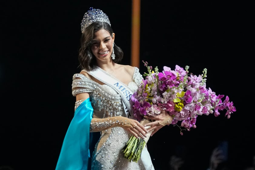 La representante de Nicaragua, Sheynnis Palacios, se convirtió la noche de este sábado en la primera centroamericana en ganar el concurso Miss Universo en su edición 72, celebrado en El Salvador.