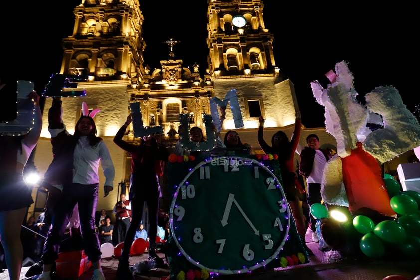 Desfile del 75 Aniversario del ITD