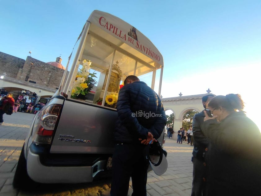 Duranguenses se congregan en el el Santuario de Nuestra Señora de Guadalupe